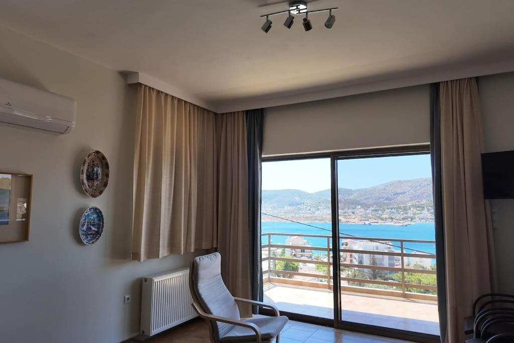 Nireos Sea View Apartment *