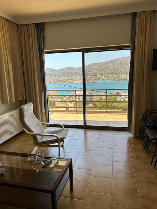 Nireos Sea View *